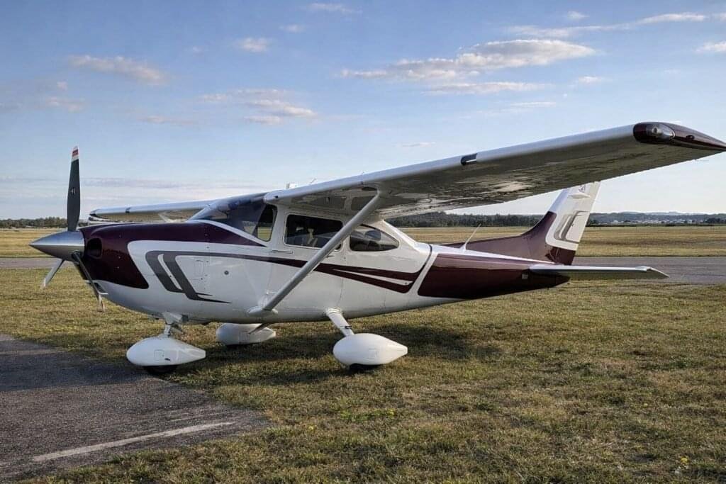 Cessna 182T Skylan