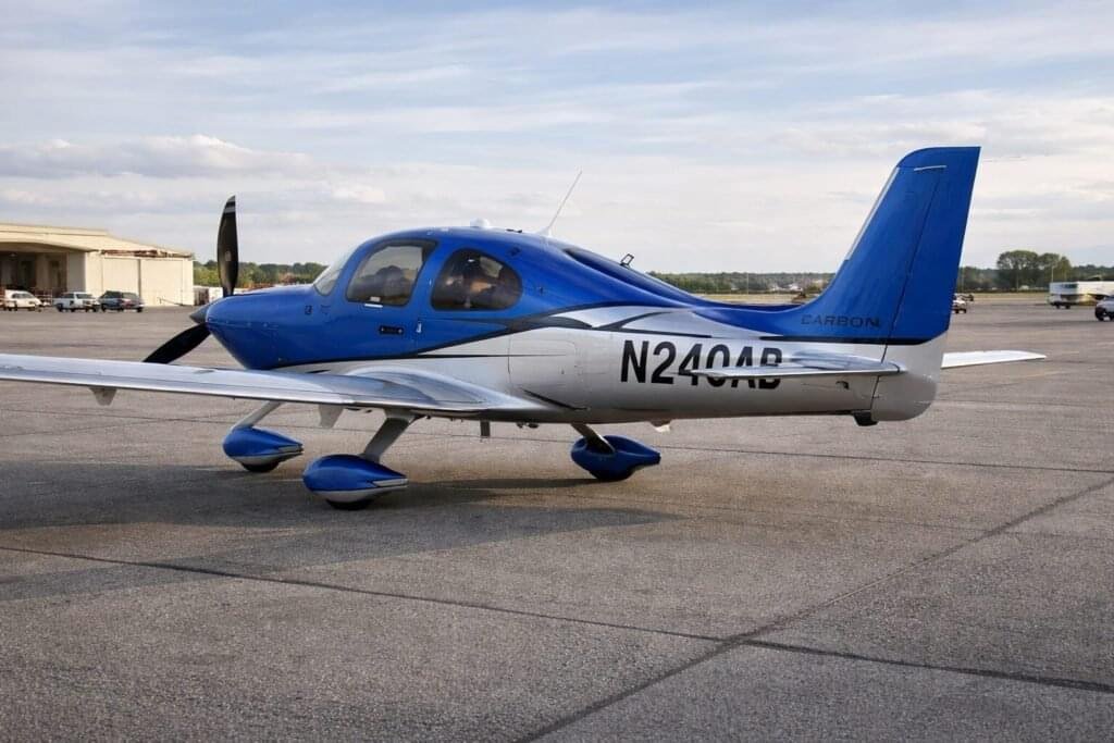 Cirrus SR22